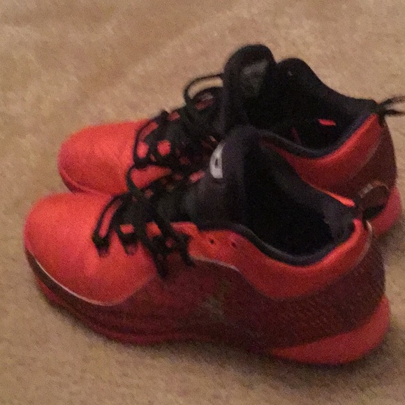 Chris Paul’s - Picture 2 of 2